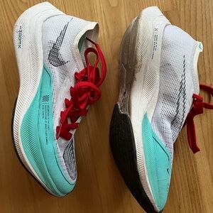 Nike Vaporfly NEXT% 2 Size 7